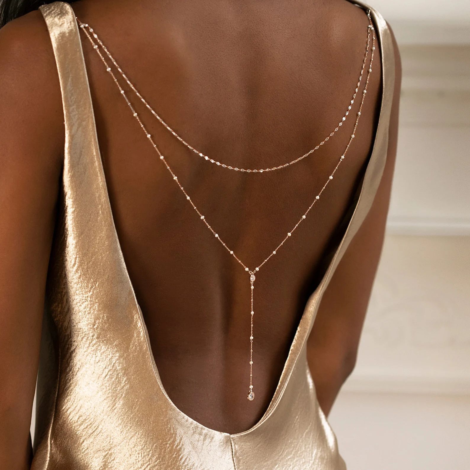 Body Jewelry For Backless Dress - Feine vergoldete CZ-Perlen-Rückenkette für Damen –