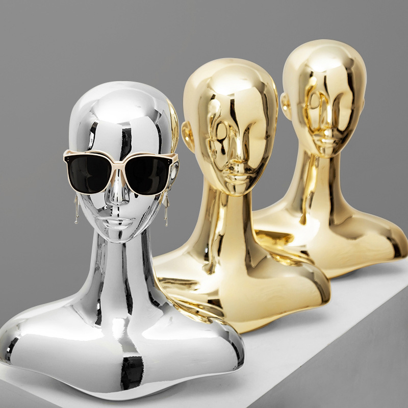 Bekleidungsgeschäft Schaufenst – Body Jewelry Store Bewertung und Preis